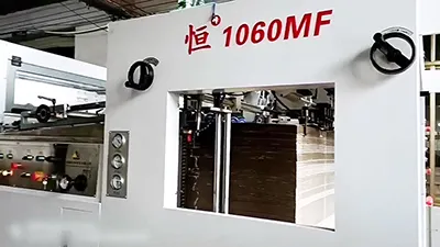Автоматический плосковысекальный пресс с удалением облоя HF-1060MF